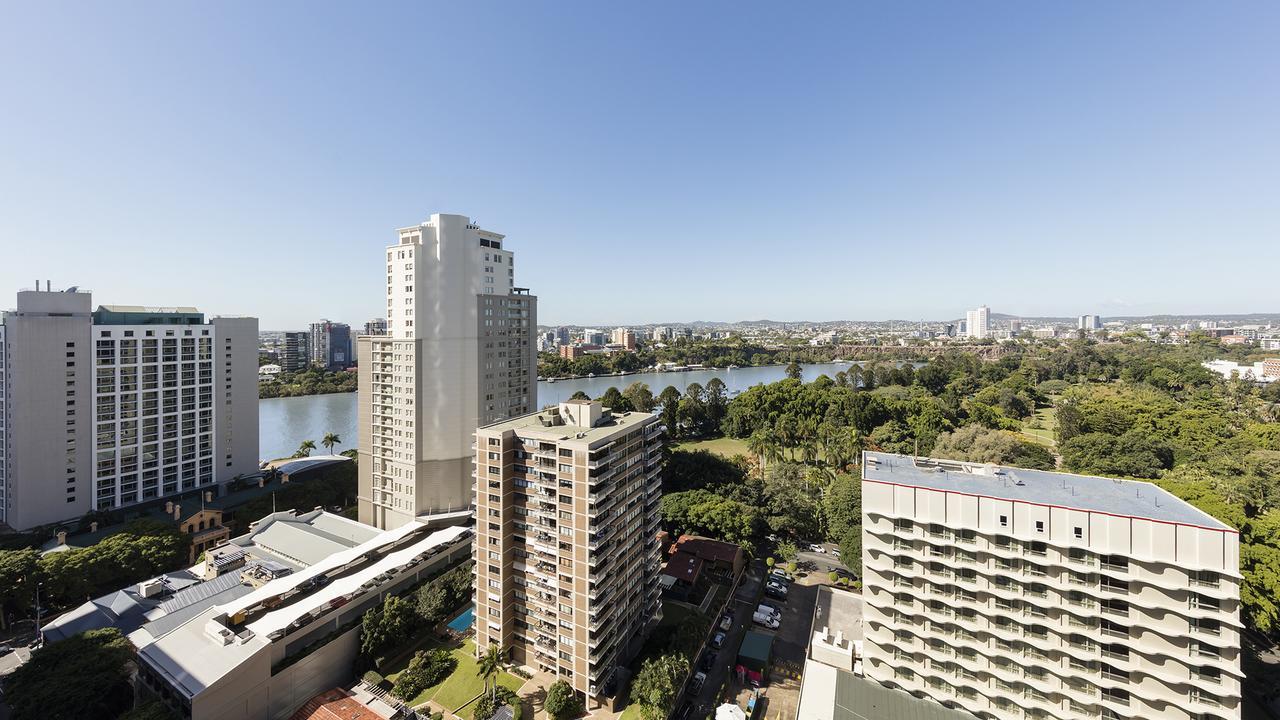 Oaks Brisbane On Margaret Suites Exterior photo